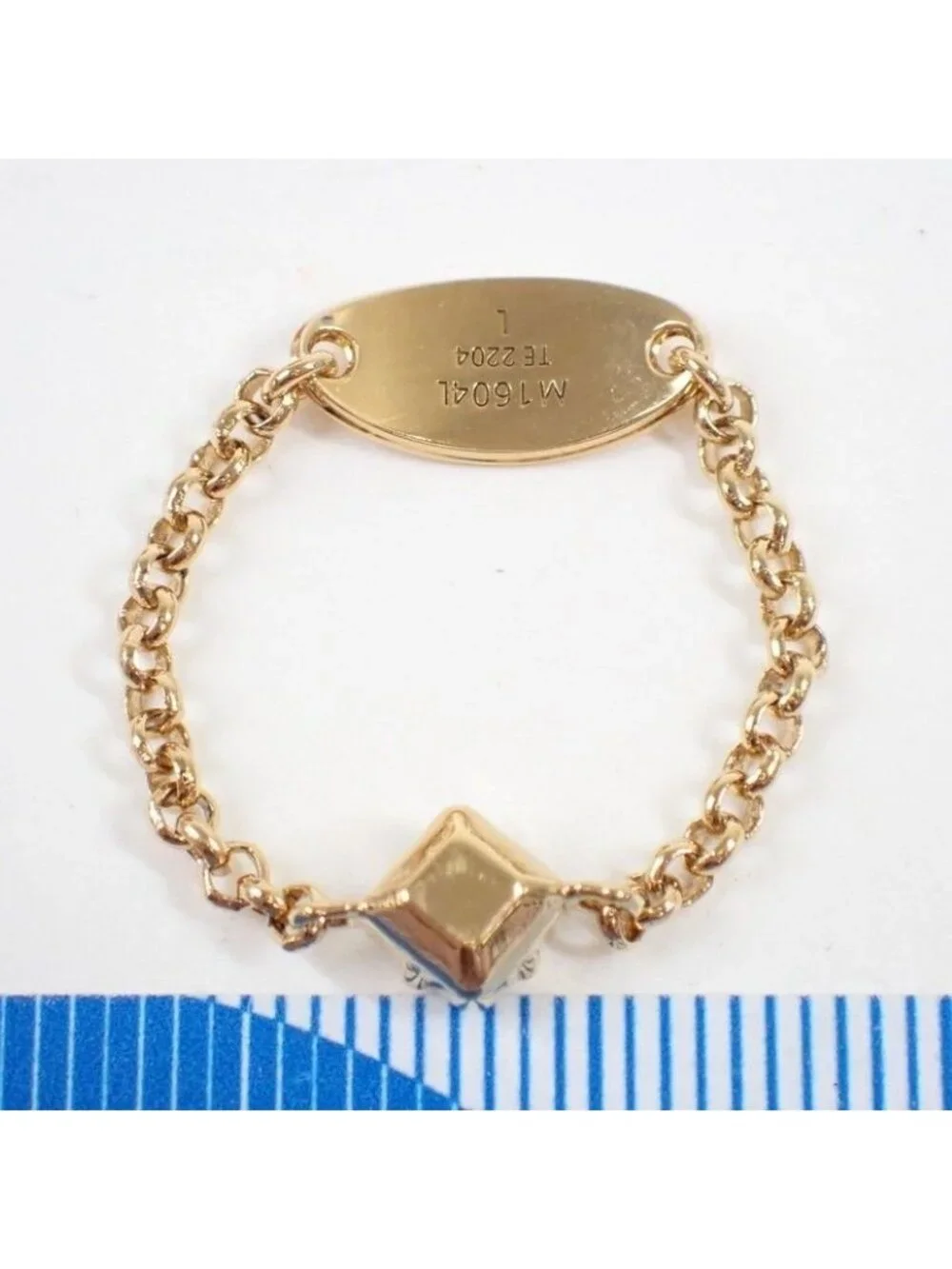 Louis Vuitton Ring Set LV Gold Metal - Picture 8 of 9